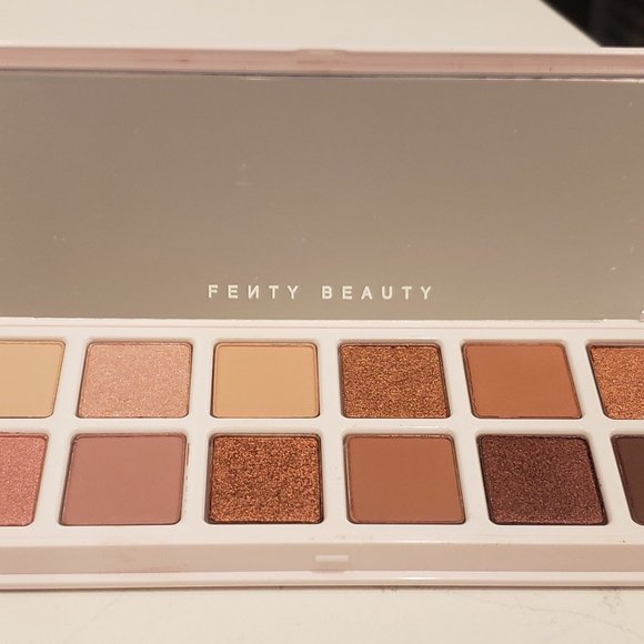 💋💋FENTY BEAUTY BOMB POSSE MEGA MIX + MATCH EYESHADOW $55 💋💋 - Picture 9 of 10
